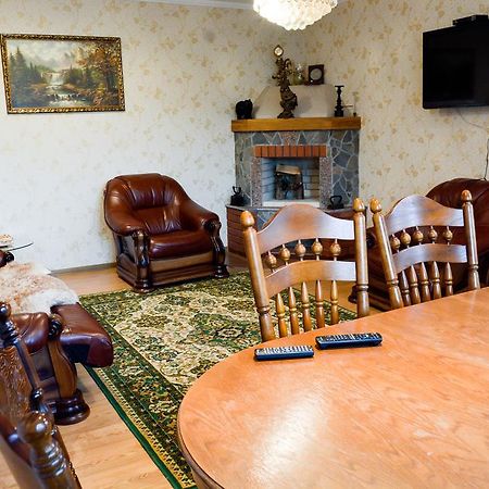 Садыба Полыцька Villa Goeta Buitenkant foto
